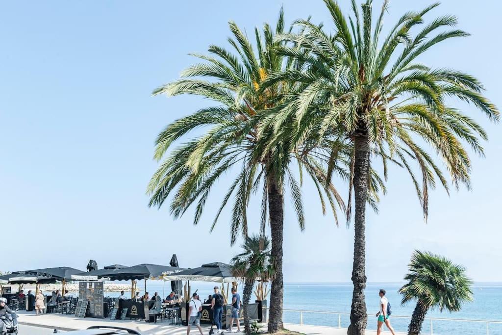 Superbe Studio Avec Terrasse En Front De Mer ม็องตง ภายนอก รูปภาพ