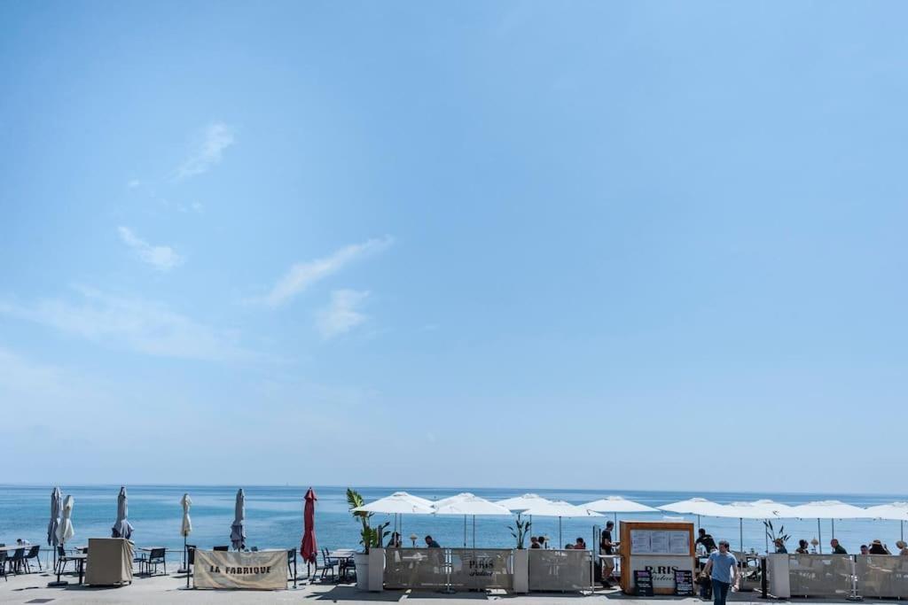 Superbe Studio Avec Terrasse En Front De Mer ม็องตง ภายนอก รูปภาพ
